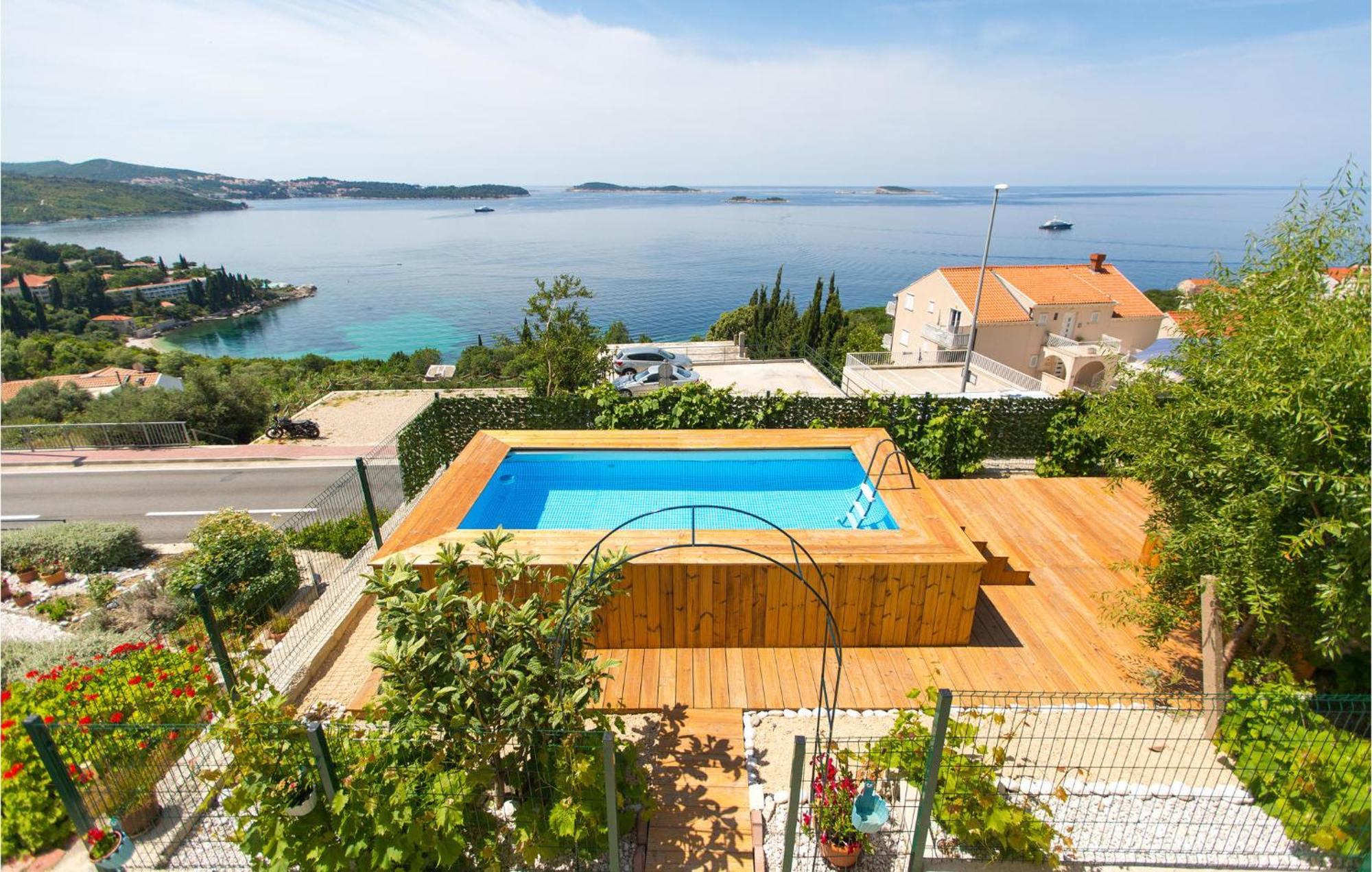 3 Bedroom Lovely Home In Plat Mlini Exterior foto